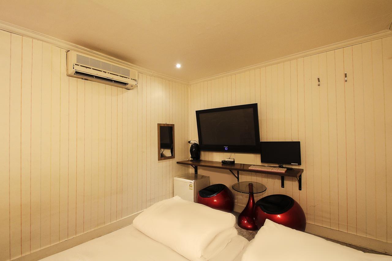 Hotel Goguma Shinchon Сеул Екстериор снимка